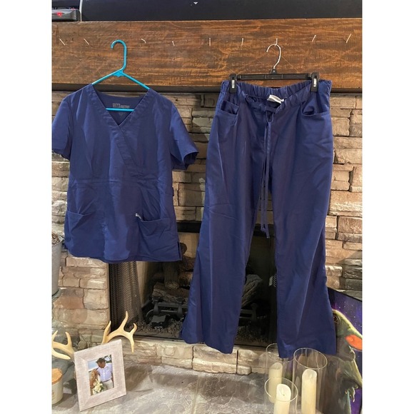 Scrubs Set‎ - Picture 1 of 6